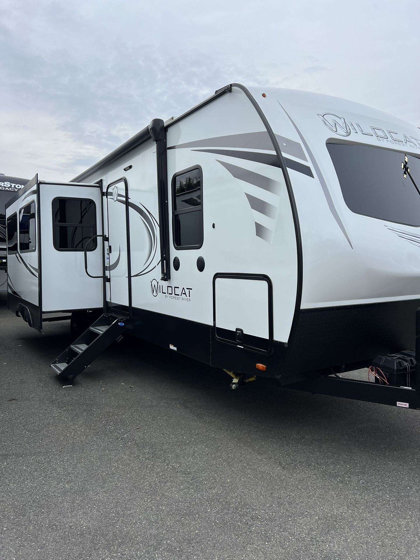 2023 FOREST RIVER Wildcat 26MEX