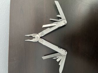 Leatherman multi tool
