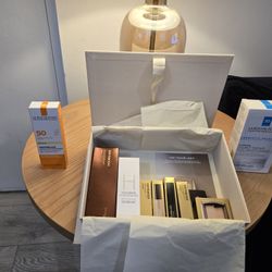 cosmetics, Hourglass