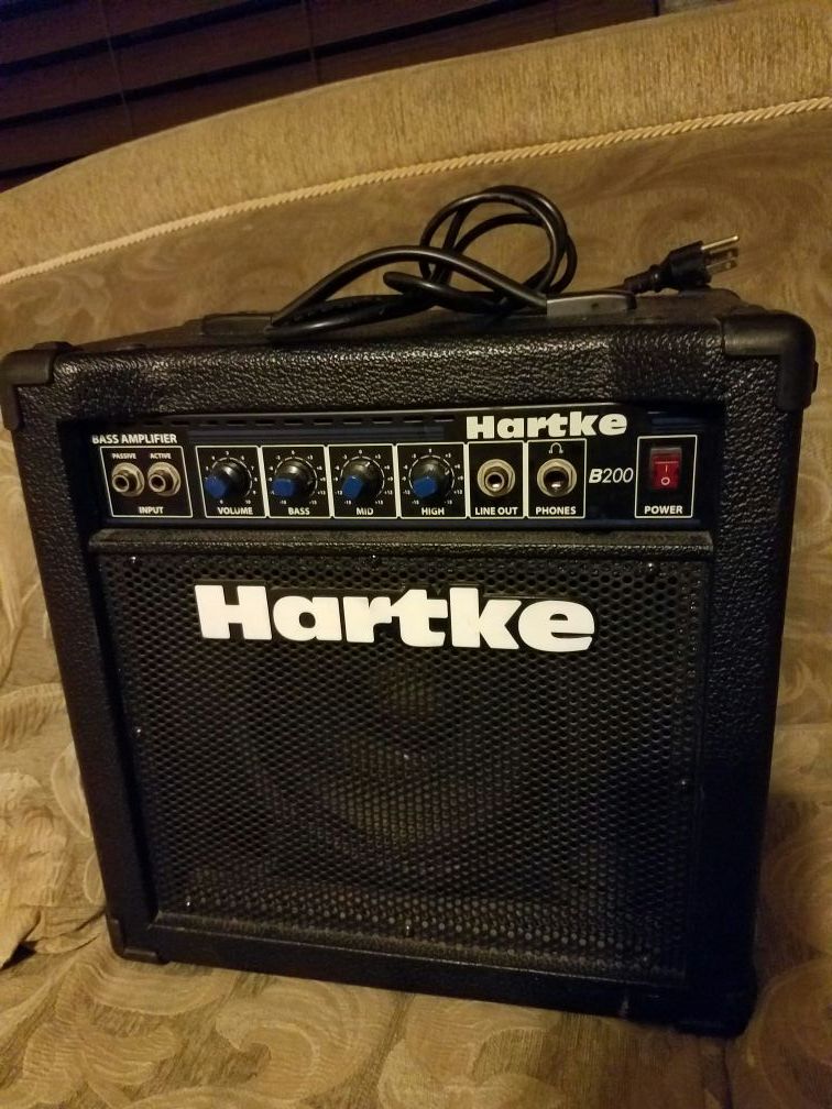 Hartke b200 bass combo amp
