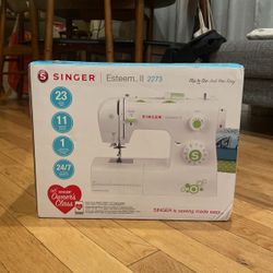 Singer Esteem II 2273 Sewing Machine