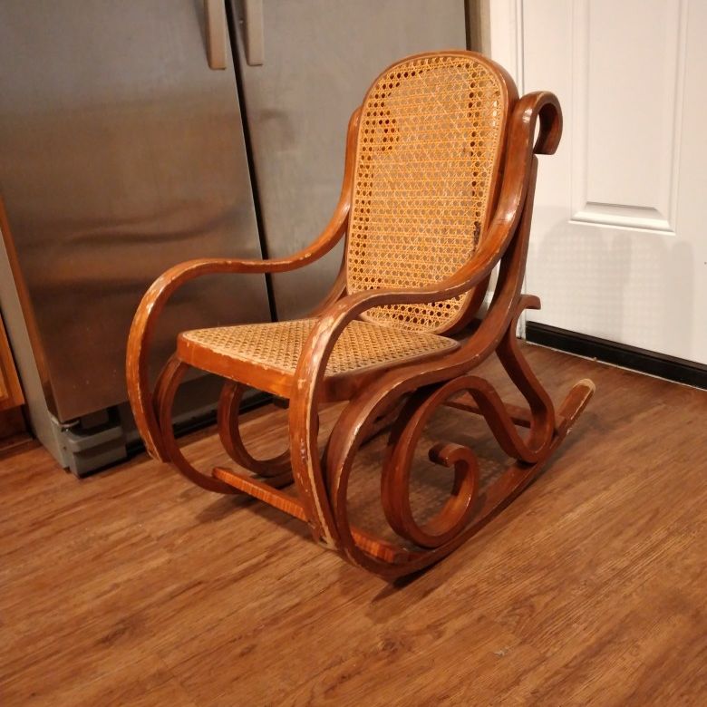 Thonet Style Bentwood Rocker Rocking Chair w/Cane Back Seat