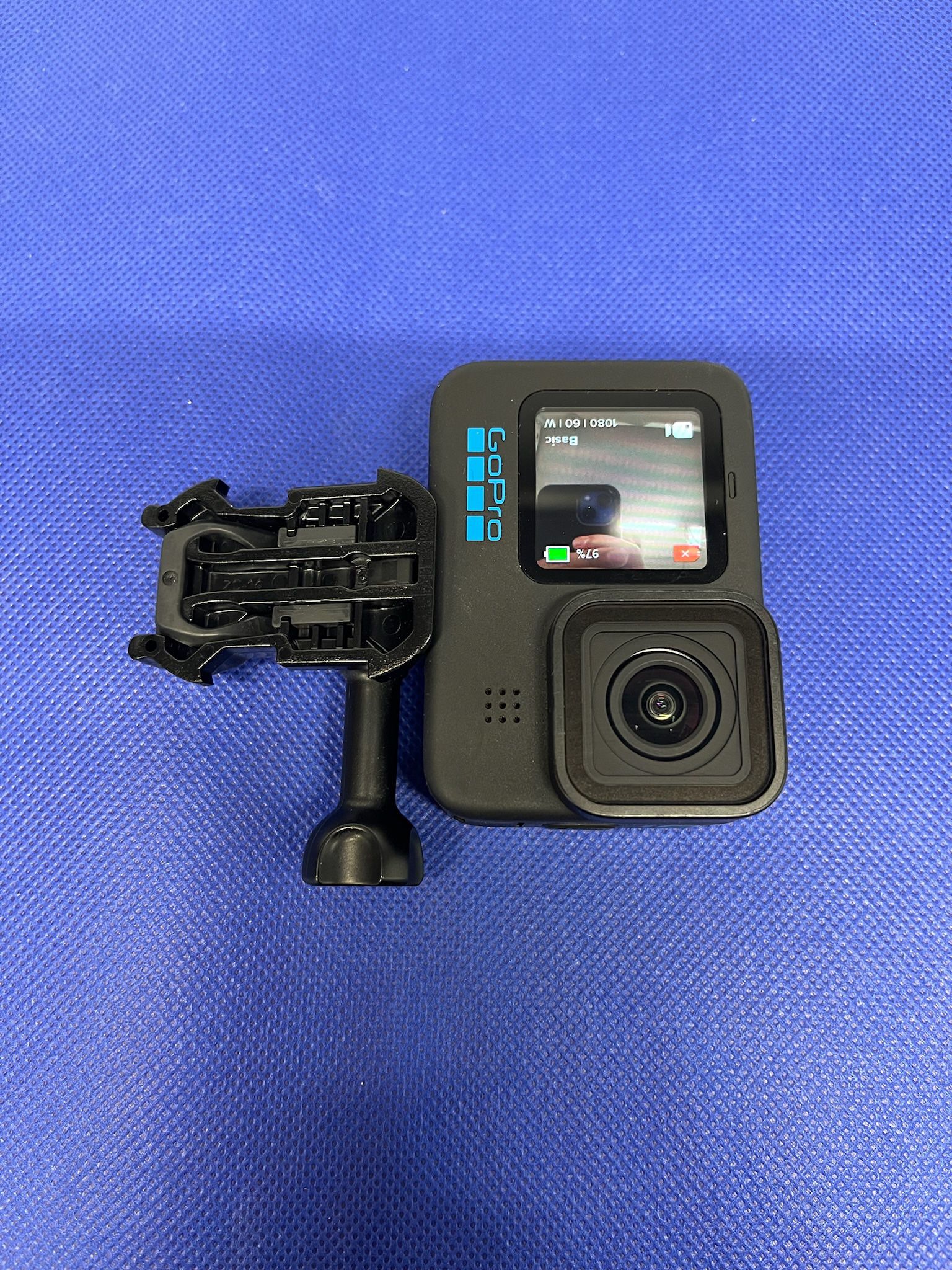 GoPro Hero10 Black Action Camera w/2 Batteries and Charger 