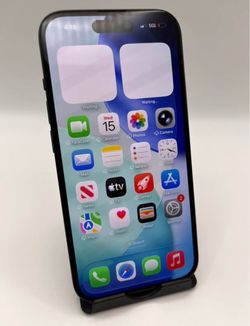 Apple iPhone 15 128GB Verizon With Free charger