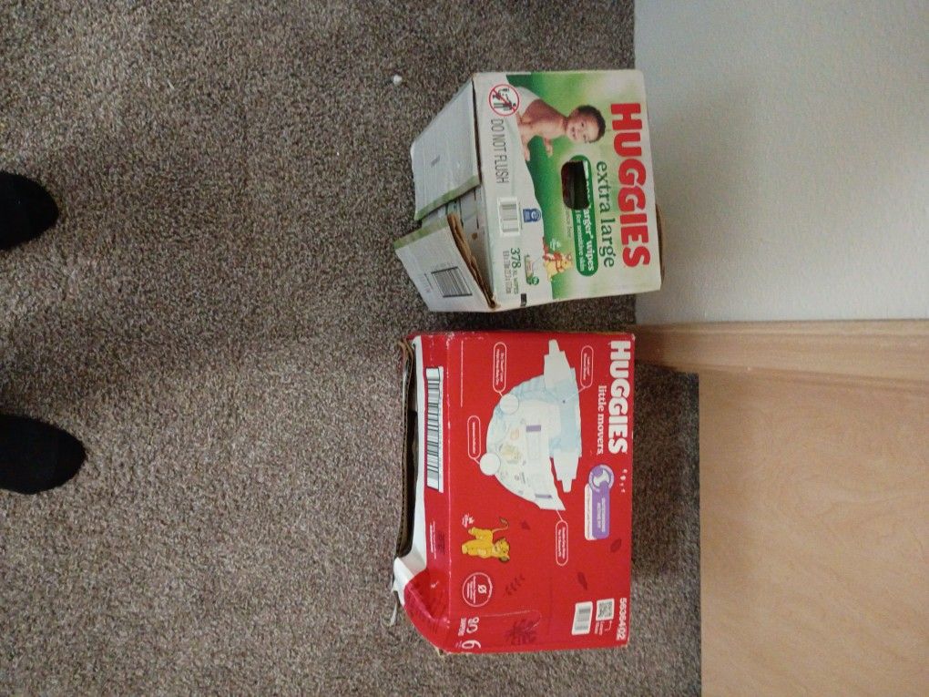 Huggies little Movers & Huggies Extra Large