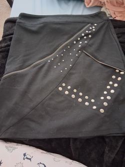 Kardashian Kollection skirt