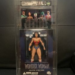Mint 95 Graded Wonder Woman Action Figure 