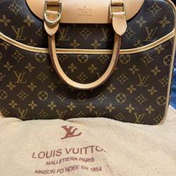 Louis Vuitton Handbag