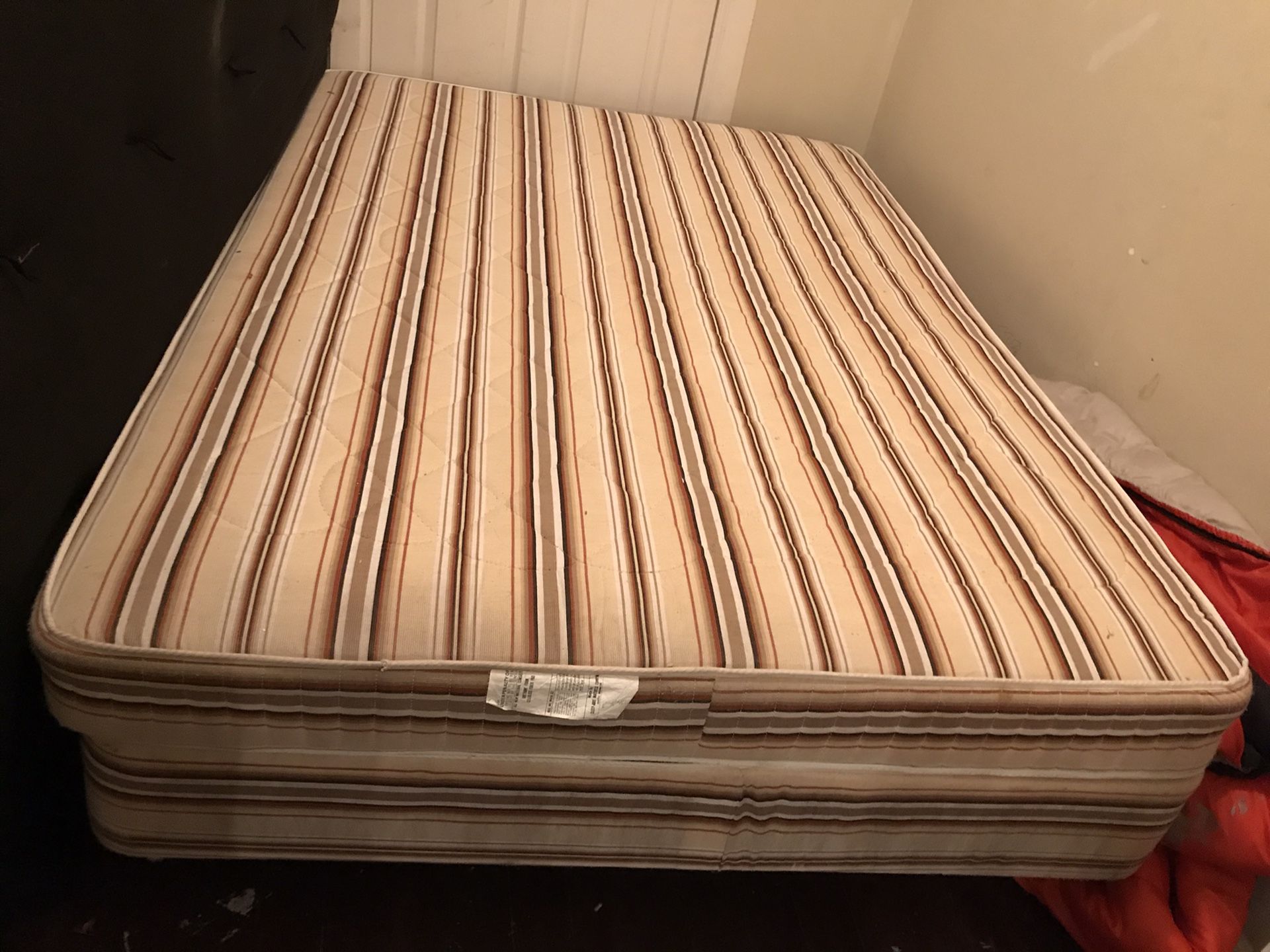 Free full bed