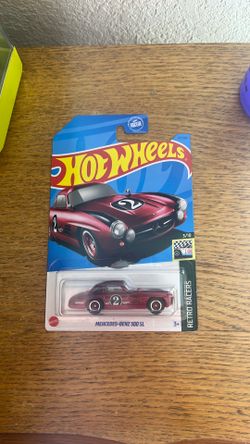 Cardboard in good condition no damage