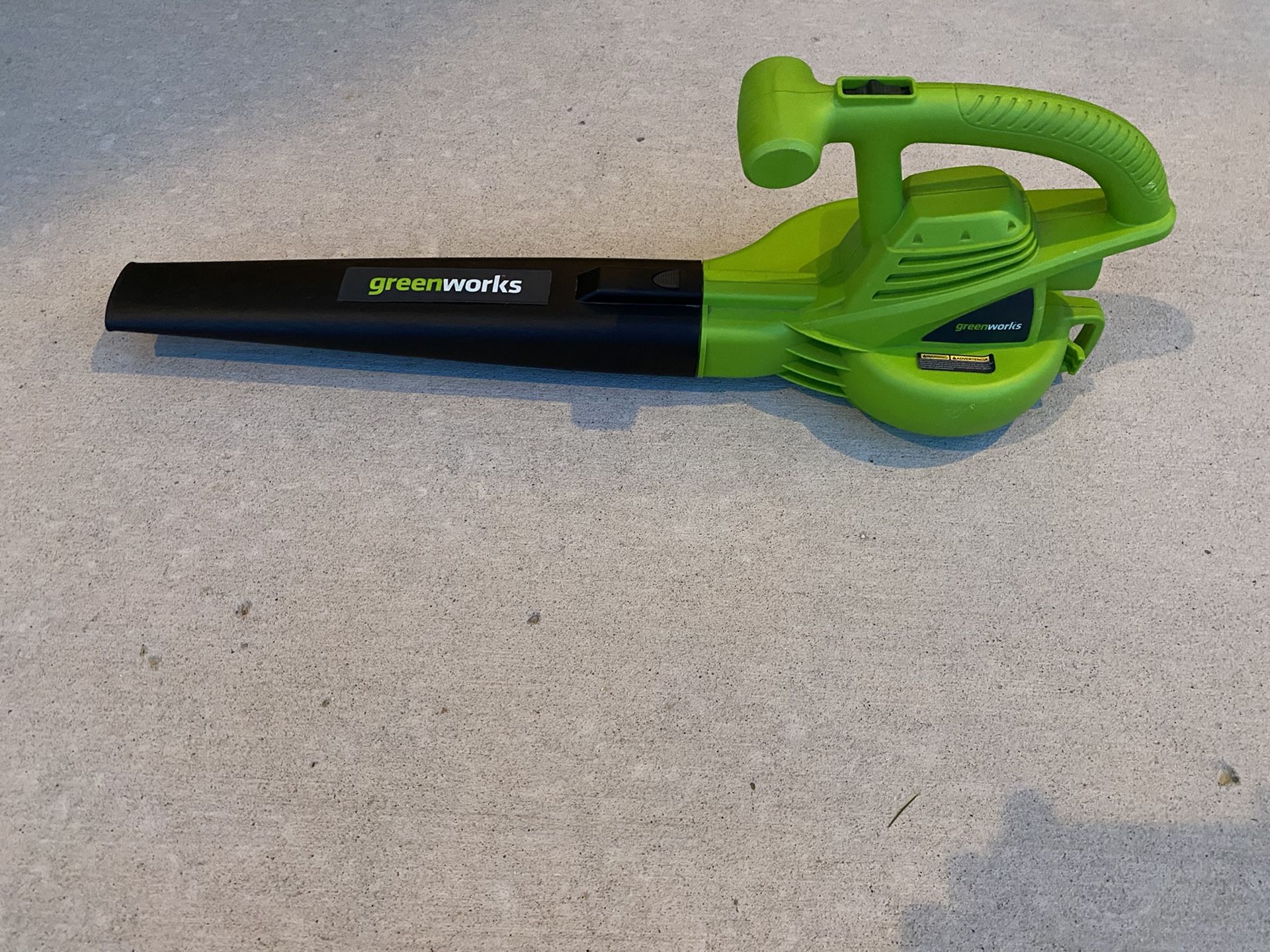 Green works leaf blower