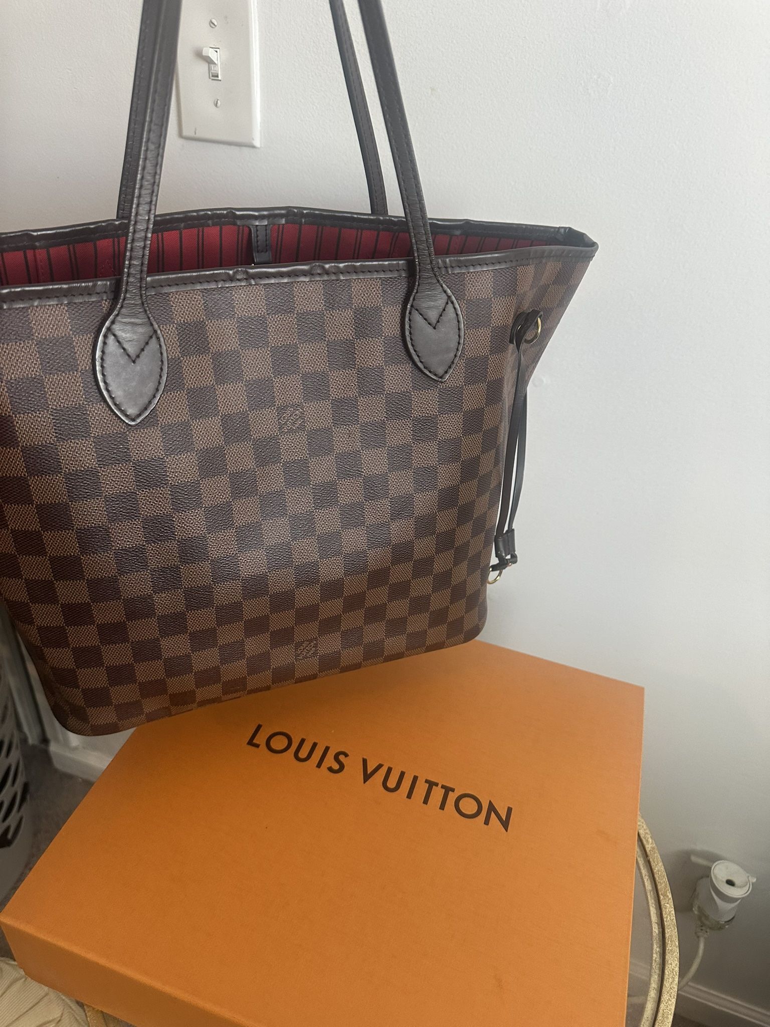 LV