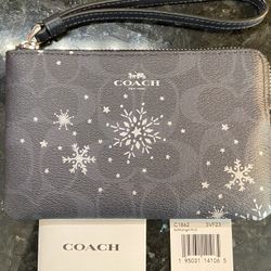 NEW Coach Wristlet. Zippered Top. Navy Blue/Silver Hardware. With Tags. Porch Pick Up In Dublin. 