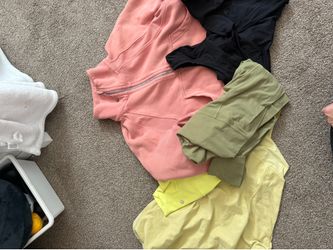 Lululemon lot medium