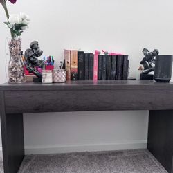Entry Way Table With Matching Bookshelves. 