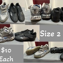 Boys shoes Size 2