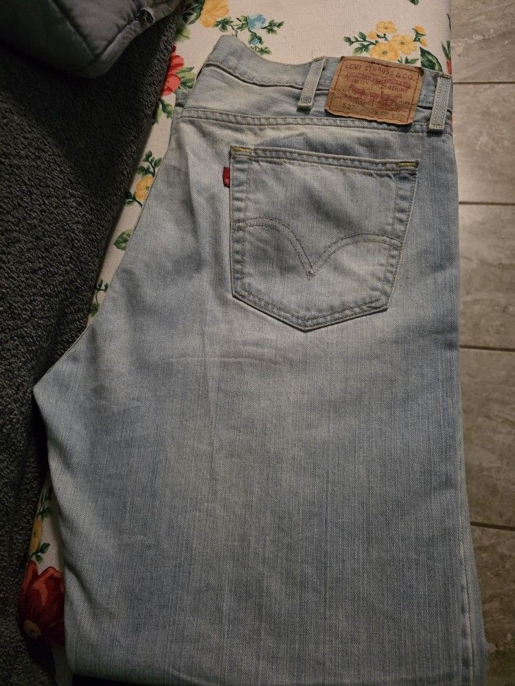 Y2k Levi Jeans