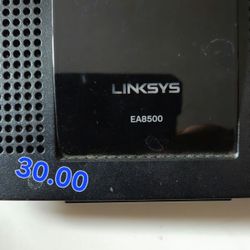 EA8500 Linksys Router