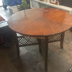 Dining Table With 4 Chairs  With 2 Extension 