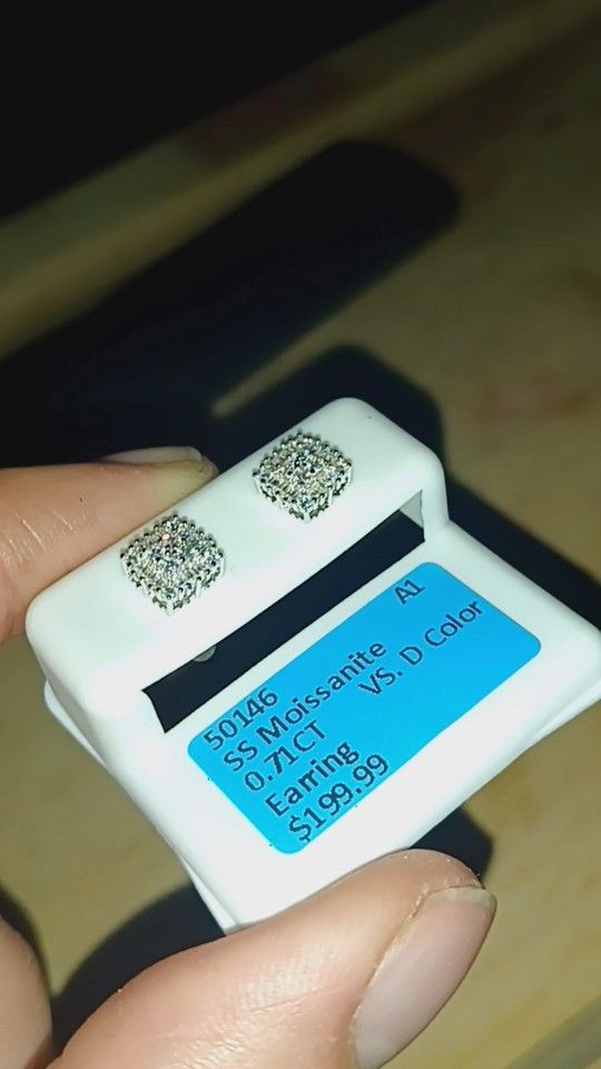 Mois Sterling Silver Earinngs