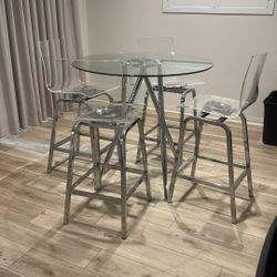 Modern Table 