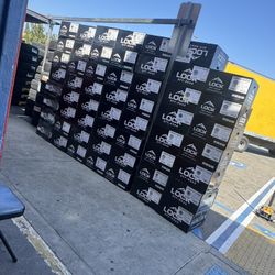 SET DE RINES NUEVOS VENGA X EL SUYO  CON LLANTAS NUEVAS Y USADAS. PREGUNTÉ D EL SUYO. EN CRUZ TIRES EXELENTES PRECIOS 