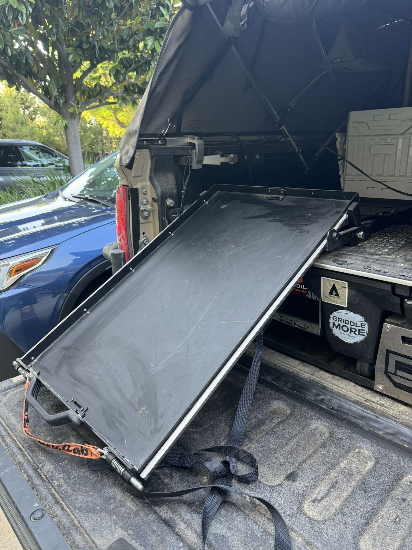 Alu-Cab Tilting Fridge Slide
