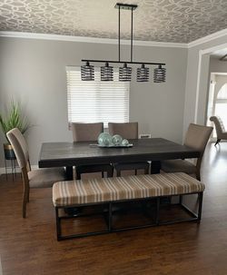 Dining chairs (4)