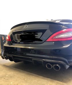 Mercedes Benz cls carbon fiber rear diffuser