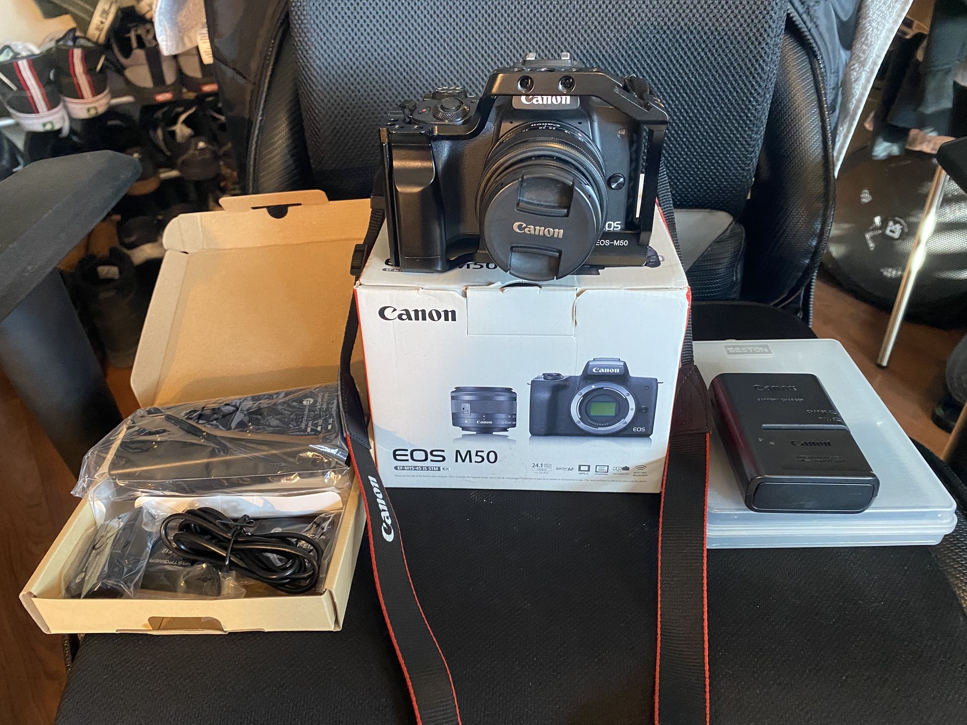 Canon EOS M50 EF-M15-45 IS STM Kit With 5 Batteries, And Cage Equipped