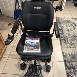 Pride Jazzy 600 ES Power Wheelchair 