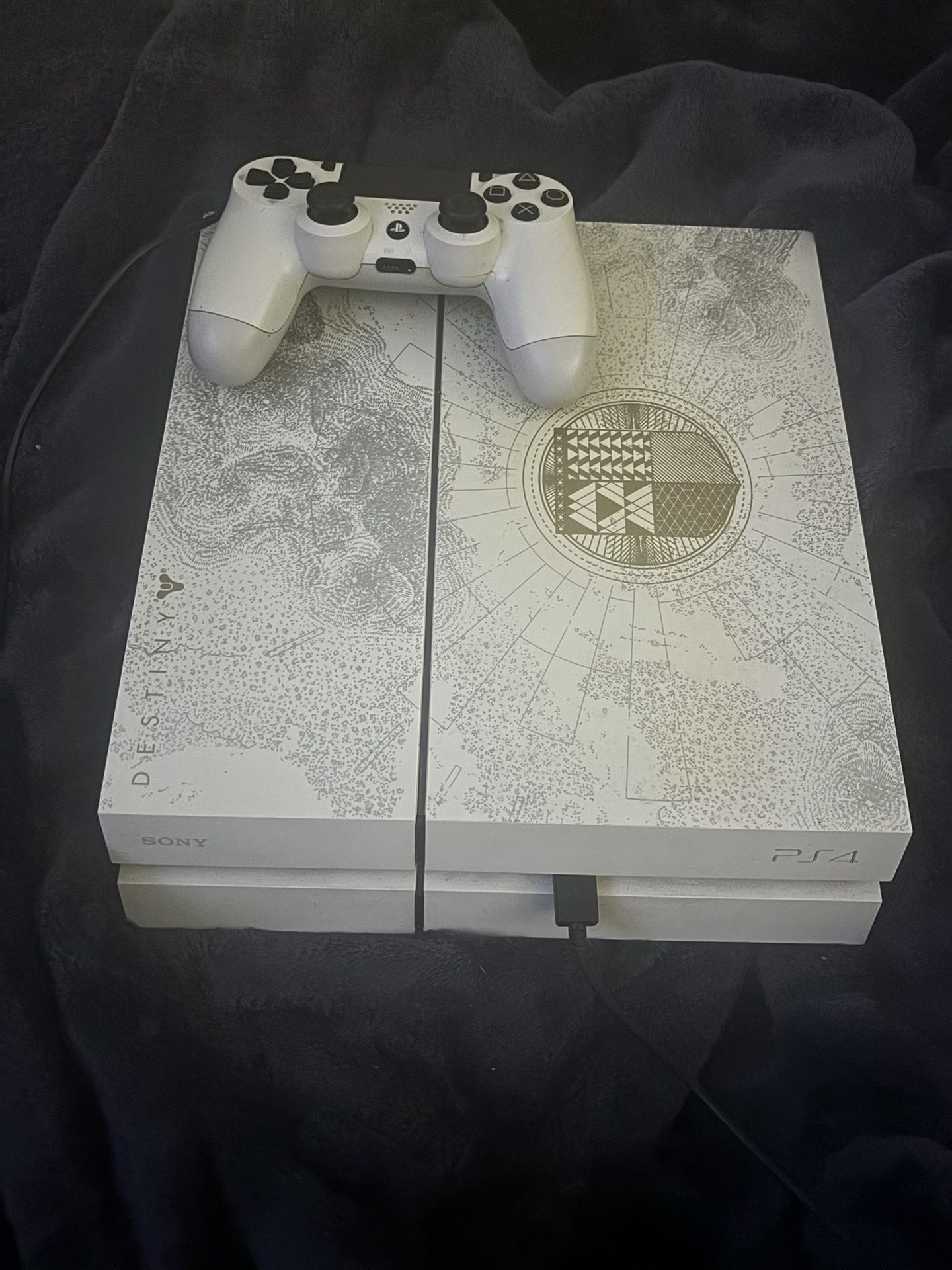 Ps4 Destiny One Taken King Special Edition With Controller Stand