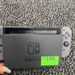 Nintendo Switch 