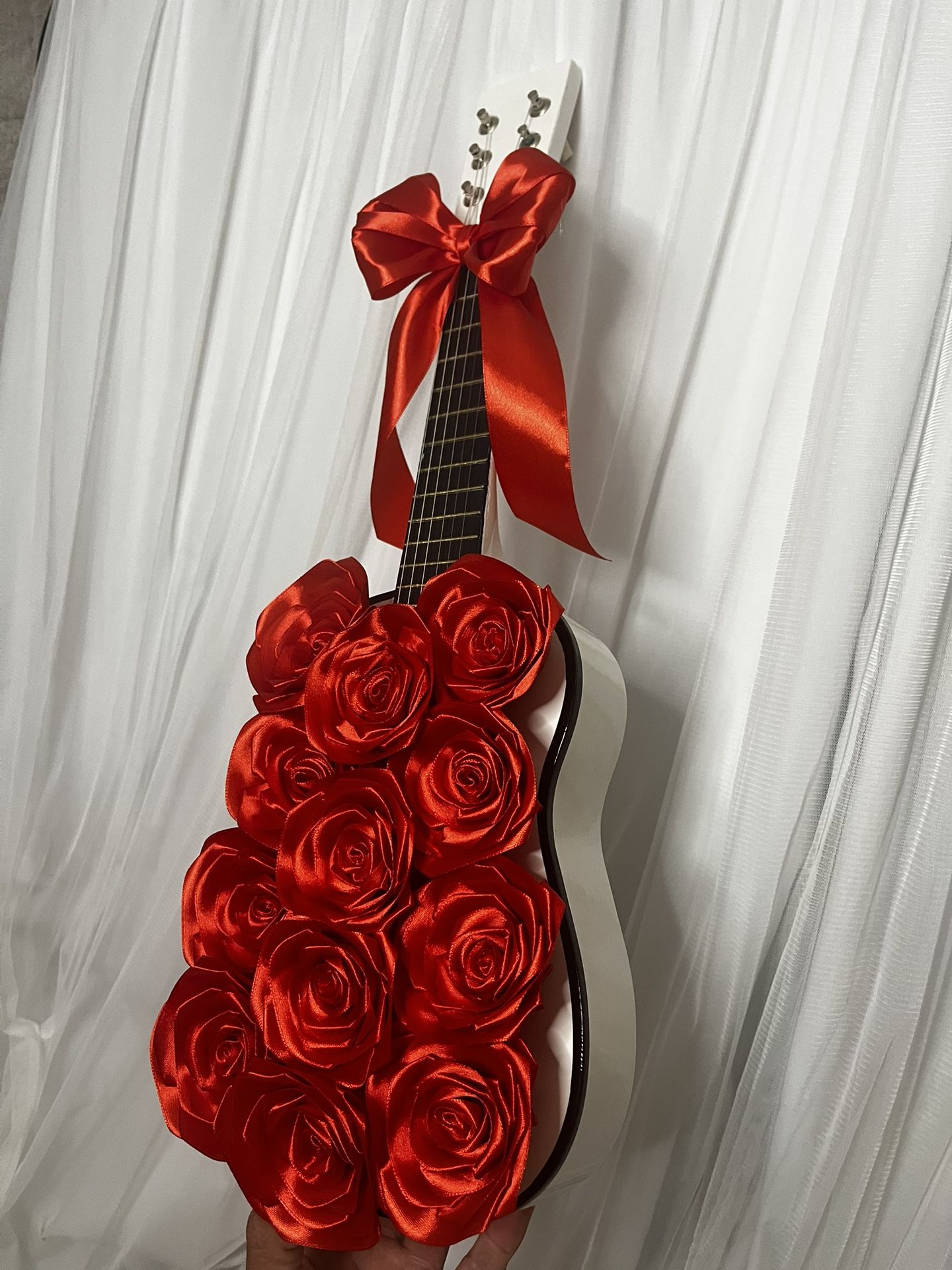 Bouquet Guitar