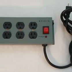 BELKIN SurgeMaster #F9D1001-15 Surge Suppressor/ Protector 10 Outlets