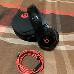 Beats Solo (RED & BLACK)