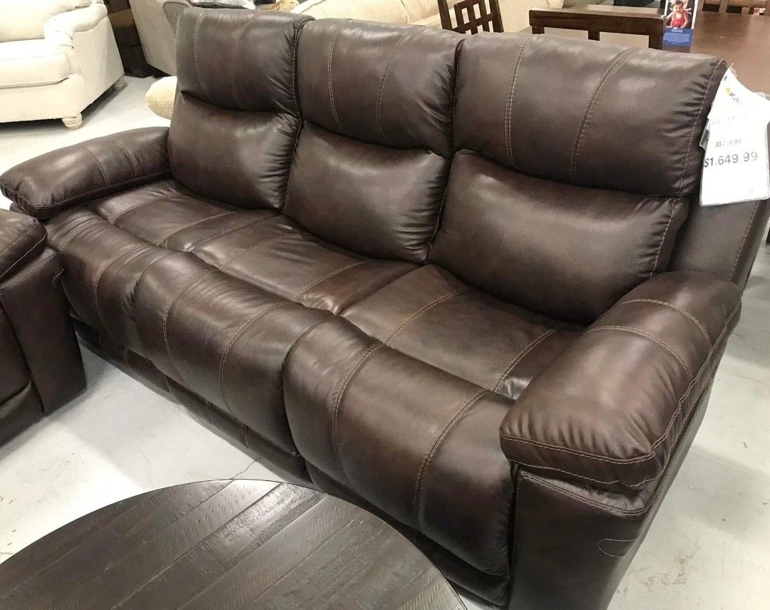 Brand New 💥 Real Leather Elegant Recliner Sofa / Living Room Furniture 