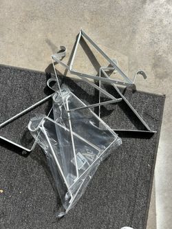 6 Shelving Brackets New