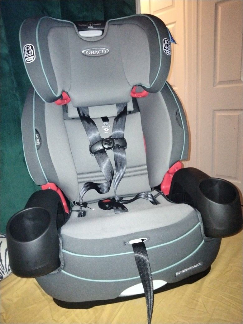 Graco Snuglock 3-in-1 Harness Booster Seat