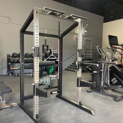 Half Rack w 11-gauge steel 3'x3' uprights - $1,000+tax