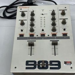 Roland 909 99 2-Channel Battle Mixer Innofader