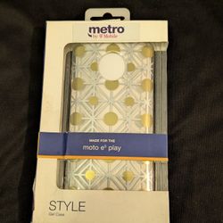 Moto E5 Silver And Gold Gel Phone Case For Metro PCS 