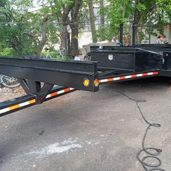 Beautiful Condition Pole, Lumber And Bobcat Trailer 