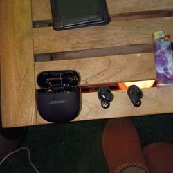 Bose Earbuds Brand New