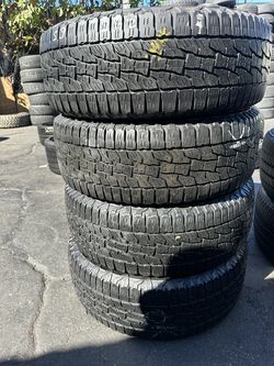 Tengo un Set de llantas en muy buenas condiciones de la marca FALKEN 245/65R17 instaladas y balanceadas por el mismo precio $240