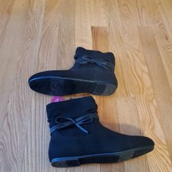 Girls Boots New With Tag Kids Size 3