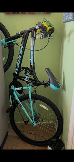 Huffy 26’ Woman Trail Runner Mountain Bike