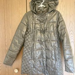 Woman’s Coat 