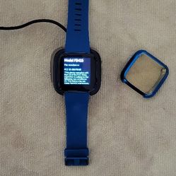 FitBit Versa Lite 