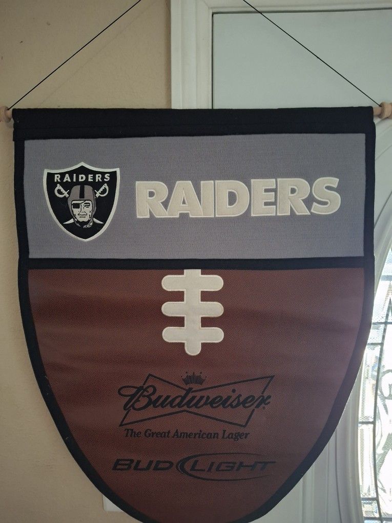 Raiders Wall Decor